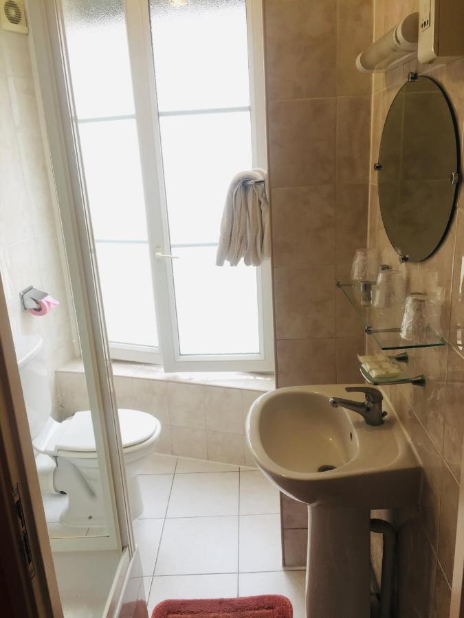 Paris Hotel Le Mediterraneen Экстерьер фото